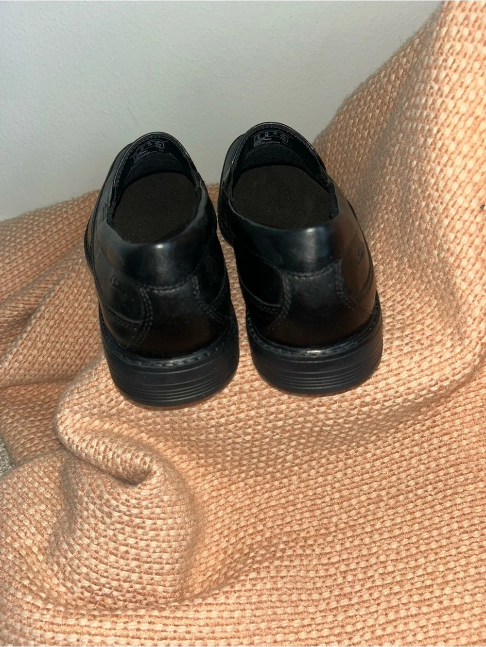 NEW Clarks Men's Cosgrove Free Black Leather Slip Ons Sz 10